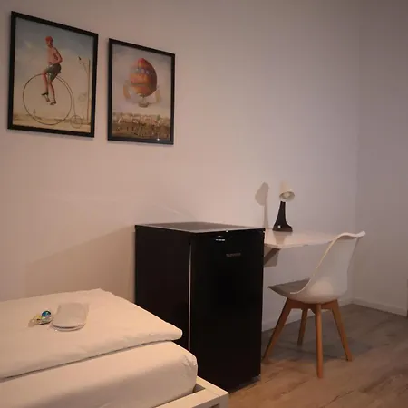 D10 I Shared Bathrooms&kitchen * Гархинг-бай-Мюнхен