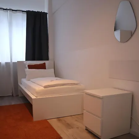 D10 I Shared Bathrooms&kitchen