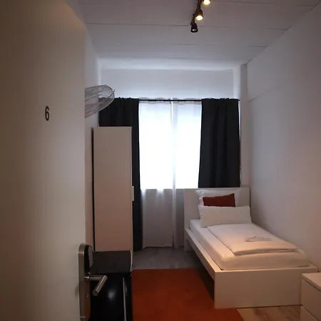 Гостевой дом D10 I Shared Bathrooms&kitchen *