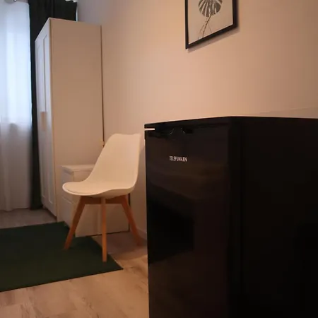 D10 I Shared Bathrooms&kitchen * Гархинг-бай-Мюнхен