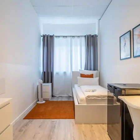 Гостевой дом D10 I Shared Bathrooms&kitchen *