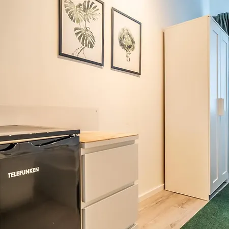 D10 I Shared Bathrooms&kitchen * Гархинг-бай-Мюнхен