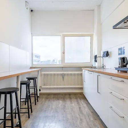 Гостевой дом D10 I Shared Bathrooms&kitchen *