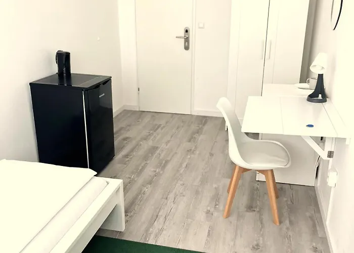 D10 I Shared Bathrooms&kitchen Pensionat