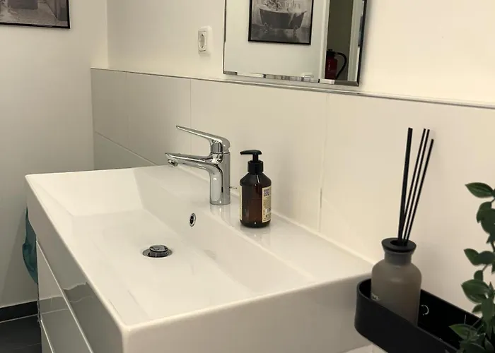 D10 I Shared Bathrooms&kitchen Garching bei München
