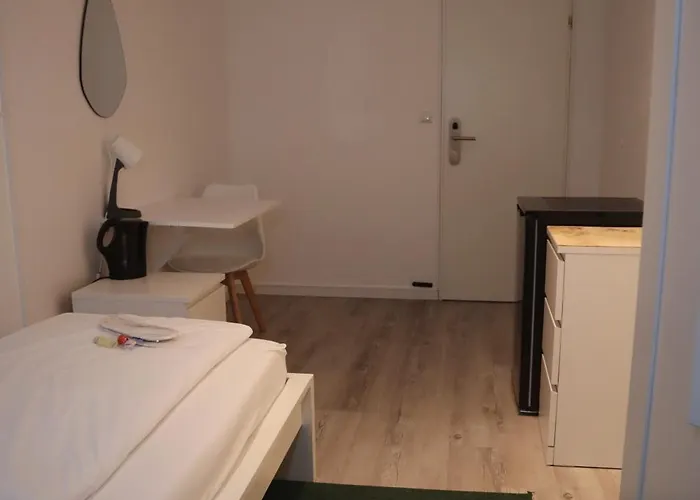 D10 I Shared Bathrooms&kitchen *