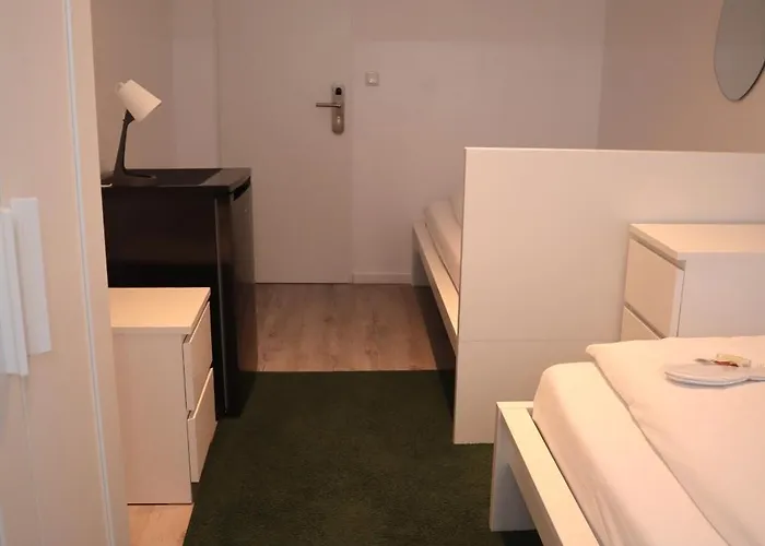 D10 I Shared Bathrooms&kitchen Garching bei München